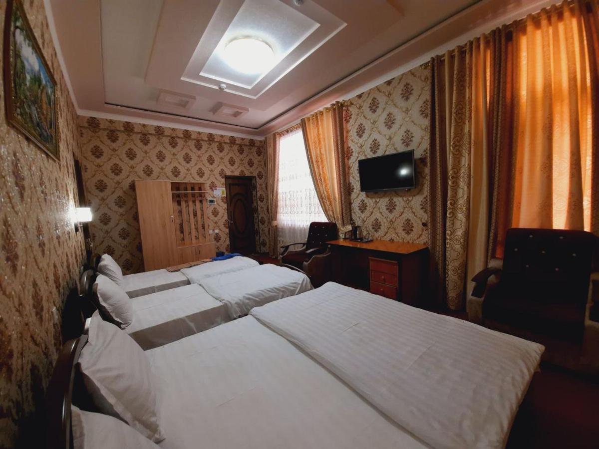 Зона Отдых Apachi В Горах Чимган Hotel Exterior foto