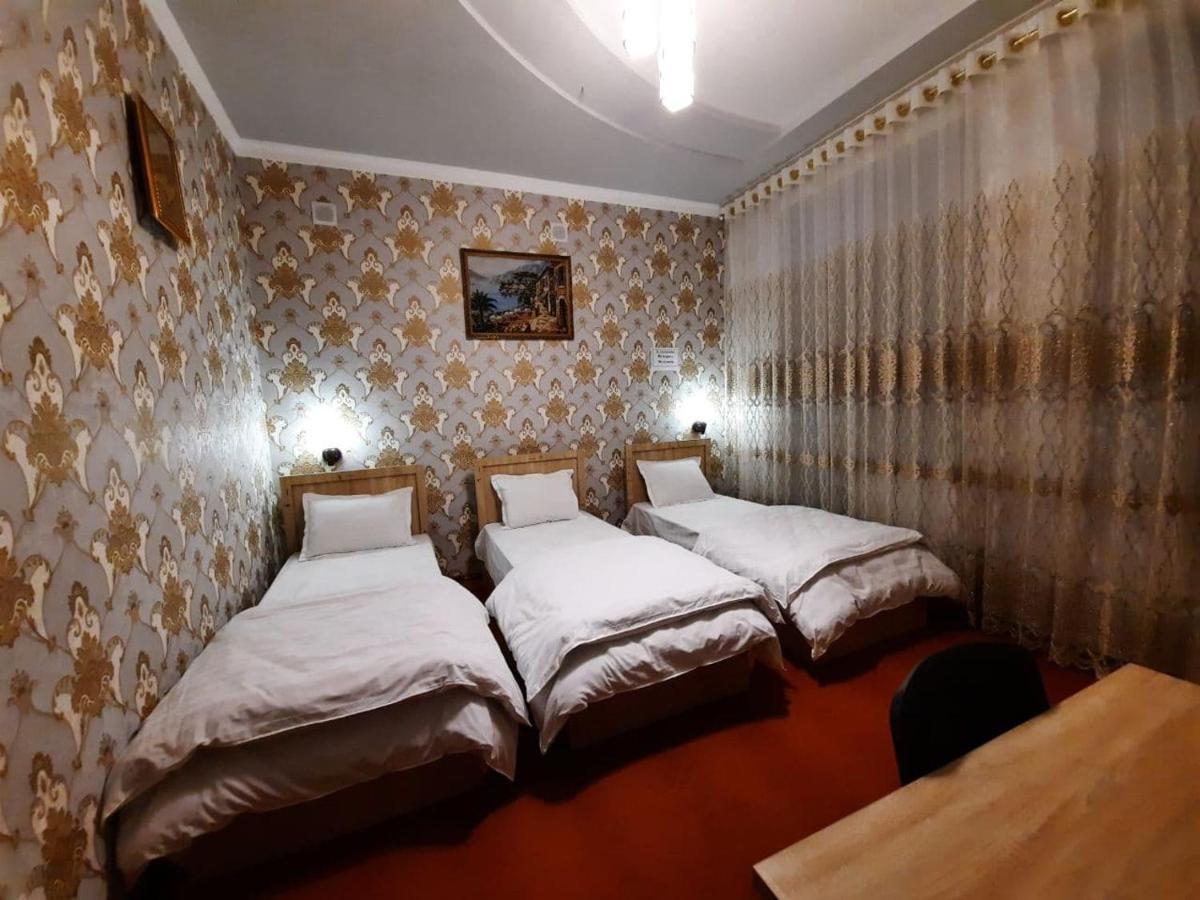 Зона Отдых Apachi В Горах Чимган Hotel Exterior foto